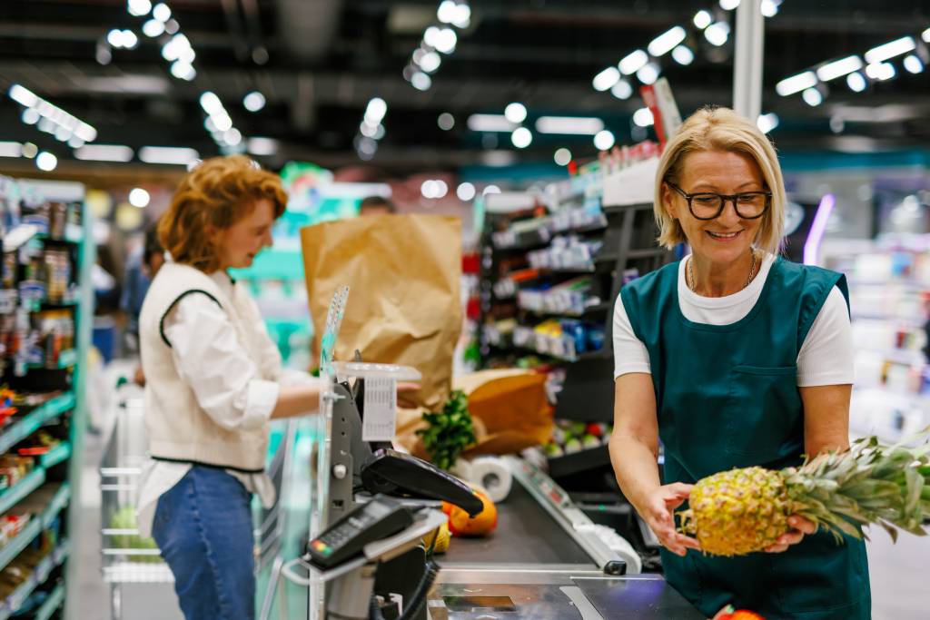 Seasonal hiring spikes and rapid onboarding